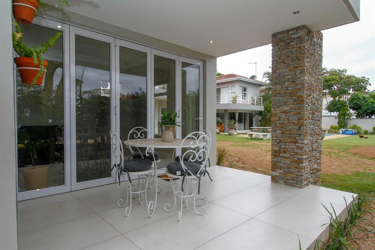 The Cottage On Cordia 2 Bedroom Self Catering 2Km From Umhlanga Beach Дурбан Экстерьер фото